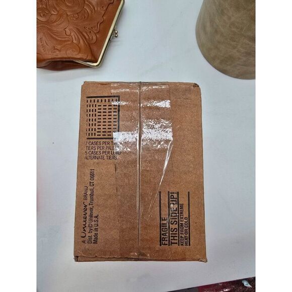 TRESemmé Dry Oil Spray Smooth 6-Pack 4.7 Oz Cans - Picture 3 of 5